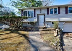 Pre-foreclosure Listing in FOREST PARK AVE NORTH BILLERICA, MA 01862