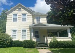 Pre-foreclosure Listing in MOORE ST NEWARK, NY 14513