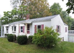 Pre-foreclosure Listing in MAIN ST HAMPSTEAD, NH 03841