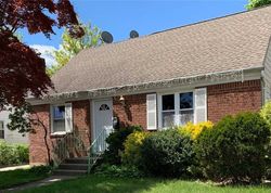 Pre-foreclosure Listing in CLARK PL UNIONDALE, NY 11553