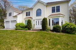 Pre-foreclosure in  WORCESTER PL Holbrook, MA 02343