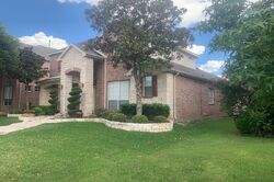 Pre-foreclosure in  FARRINGDON LN Mckinney, TX 75070