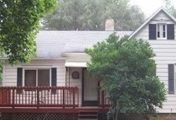 Pre-foreclosure Listing in S INDIANA AVE AUBURN, IN 46706