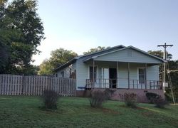 Pre-foreclosure in  OAK ST Spartanburg, SC 29306