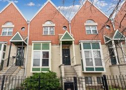 Pre-foreclosure in  S LAKE PARK AVE Chicago, IL 60653