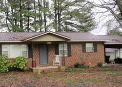 Pre-foreclosure Listing in PEACH ORCHARD RD NW HARTSELLE, AL 35640