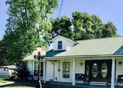 Pre-foreclosure in  LABORDE LN Marksville, LA 71351