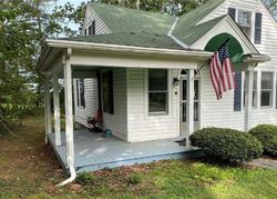 Pre-foreclosure Listing in S JAMES MADISON HWY DILLWYN, VA 23936