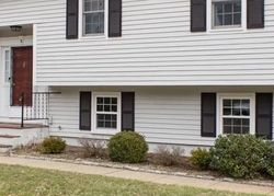 Pre-foreclosure Listing in PONDVIEW RD NORFOLK, MA 02056