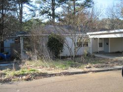 Pre-foreclosure in  VIRGINIA ST El Dorado, AR 71730