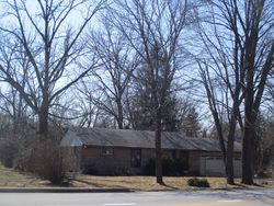 Pre-foreclosure Listing in W CLEVELAND AVE NEW BERLIN, WI 53151