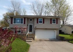 Pre-foreclosure Listing in BOWLING GREEN CIR ELYRIA, OH 44035