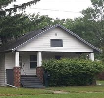 Pre-foreclosure Listing in N MICHIGAN AVE SAGINAW, MI 48604