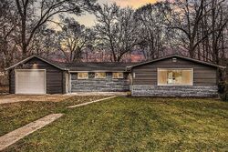 Pre-foreclosure Listing in CLARK ST BATTLE CREEK, MI 49014