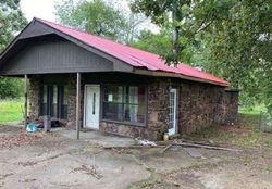 Pre-foreclosure in  W 790 RD Hulbert, OK 74441