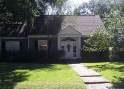 Pre-foreclosure in  CHATFIELD AVE Baton Rouge, LA 70808