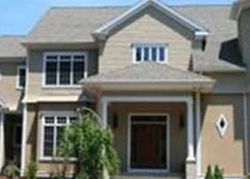 Pre-foreclosure Listing in PLAIN RD WESTON, MA 02493