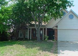  Mountainview Dr, Denton TX
