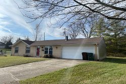 Pre-foreclosure Listing in GRIERSON PL FAIRBORN, OH 45324