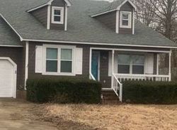 Pre-foreclosure Listing in LOST CREEK DR JACKSON, TN 38305