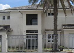 Pre-foreclosure in  NE 26TH PL Fort Lauderdale, FL 33306