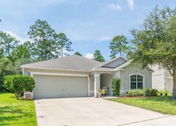 Pre-foreclosure in  LONGLEAF LOOP Yulee, FL 32097