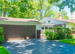 Pre-foreclosure Listing in W MAUDE AVE ARLINGTON HEIGHTS, IL 60004