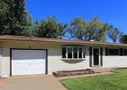 Pre-foreclosure in  HUDSON RD Saint Louis, MO 63136