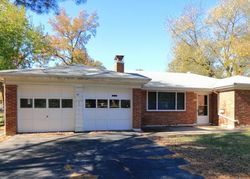  Ford Dr, Saint Louis MO