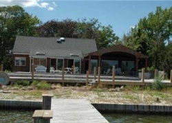Pre-foreclosure in  SENIX AVE Center Moriches, NY 11934