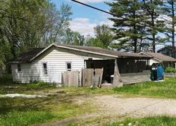 Pre-foreclosure Listing in PATTERSON RD COLUMBUS, IN 47203