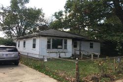Pre-foreclosure in  E 31ST ST Anderson, IN 46016