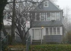 Pre-foreclosure in  DUNCAN AVE Jersey City, NJ 07306