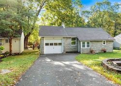 Pre-foreclosure Listing in LOZIER RD BUDD LAKE, NJ 07828