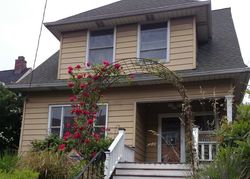 Pre-foreclosure in  E DENNY WAY Seattle, WA 98122