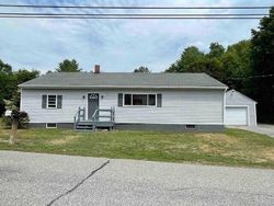 Pre-foreclosure Listing in OLD GREENE RD LEWISTON, ME 04240