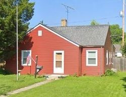Pre-foreclosure in  THURSTON AVE Racine, WI 53403