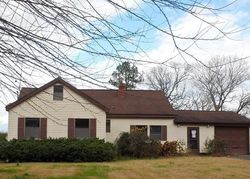 Pre-foreclosure Listing in WINONA PARK DR WEST POINT, VA 23181