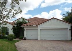 Pre-foreclosure in  SW 38TH ST Hollywood, FL 33027