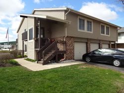 Pre-foreclosure Listing in KINGSBURY DR UNIT 3 HANOVER PARK, IL 60133