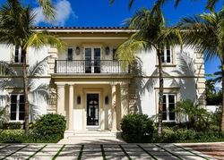 Pre-foreclosure in  DUNBAR RD Palm Beach, FL 33480