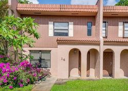 Pre-foreclosure in  S VALENCIA DR Fort Lauderdale, FL 33324