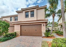 Pre-foreclosure in  RIVERWALK CIR W Fort Lauderdale, FL 33325