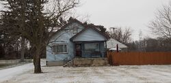 Pre-foreclosure Listing in WILLIAMSON RD SAGINAW, MI 48601