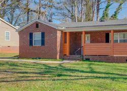 Pre-foreclosure Listing in OLD BOILING SPRINGS RD SPARTANBURG, SC 29303