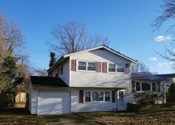 Pre-foreclosure Listing in S HARMONY RD NEWARK, DE 19713