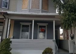 Pre-foreclosure in  PARK LN Trenton, NJ 08609
