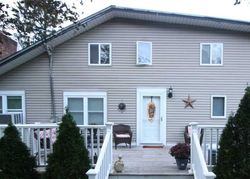 Pre-foreclosure Listing in LOCUST AVE MILLER PLACE, NY 11764