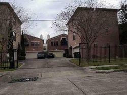 Pre-foreclosure in  RIDDLEWOOD LN Houston, TX 77025