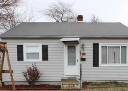 Pre-foreclosure in  E TENNESSEE ST Evansville, IN 47711